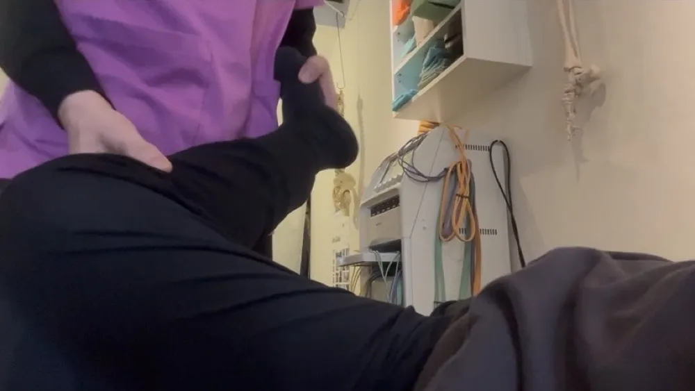 股関節のストレッチ